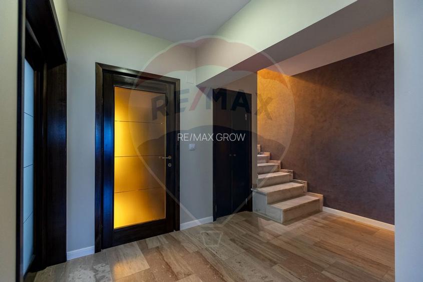 Casă/Vilă duplex cu 5 camere de vânzare, strada 9 Mai- zona Centrală - 6