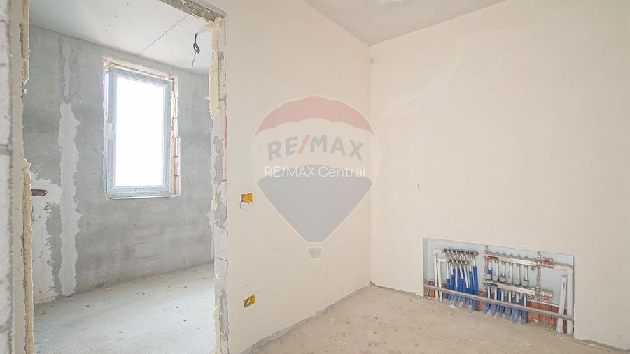 Casă Individuală în Cartierul Izvor - 14