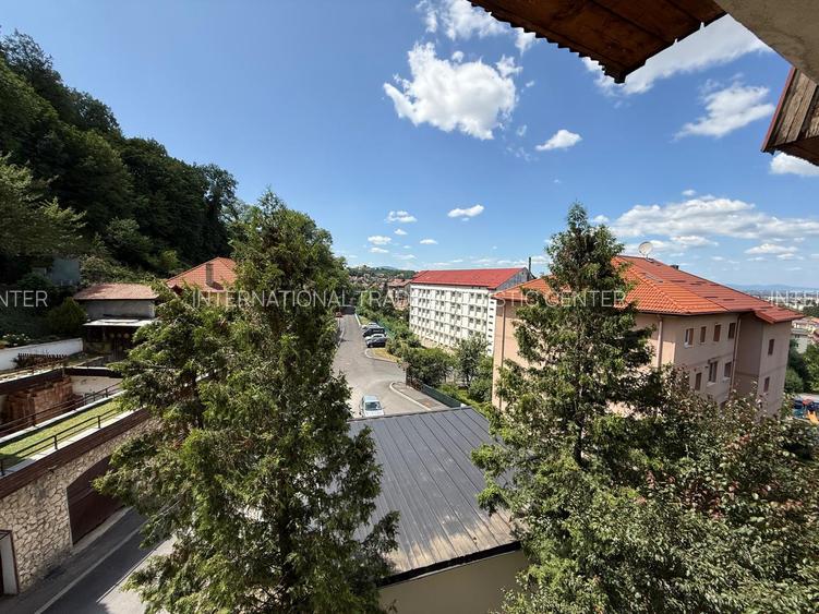 Apartament mobilat frumos, excelent pozitionat - 10