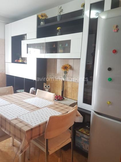 Apartament doua camere semidecomandat, etaj trei renovat bucatarie mare, mobilat - 7