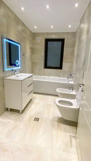 V&acirc;nzare vilă 8 camere | Grădină 500mp | 3 locuri de parcare - 23