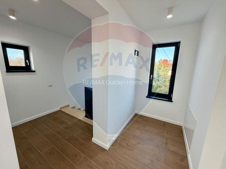 Casă / Vilă cu 4 camere de vânzare în zona Dedeman - 16