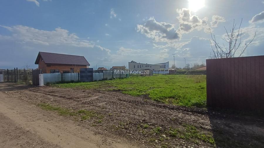 Teren Intravilan Constructii Harman, Judetul Brasov 600mp, Curent in executie - 2