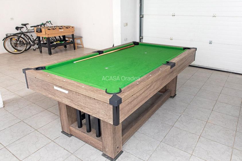 Vilă 5 dormitoare, 4 băi, 2 248mp teren, piscină. Preț: 229 000 E. - 40