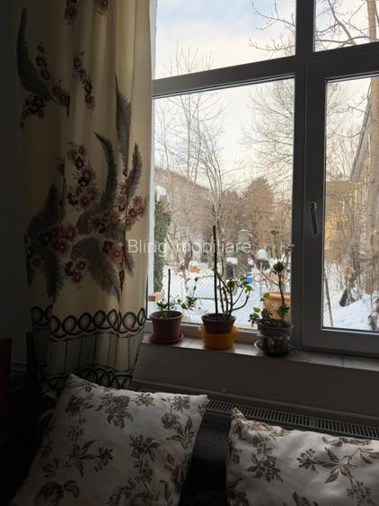 apartament la casa,cu o camera,parcare,gradina - 9