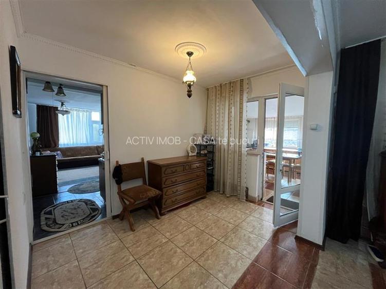 Lugoj, Casa 8 Cam., La Cheie,  str. Marasesti - 12