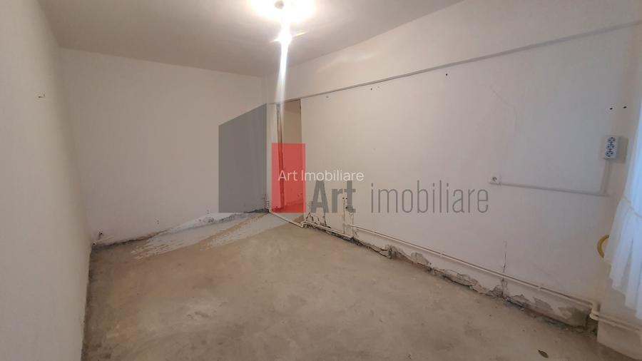Ap 4 cam Giurgiu decomandat, parter - 3
