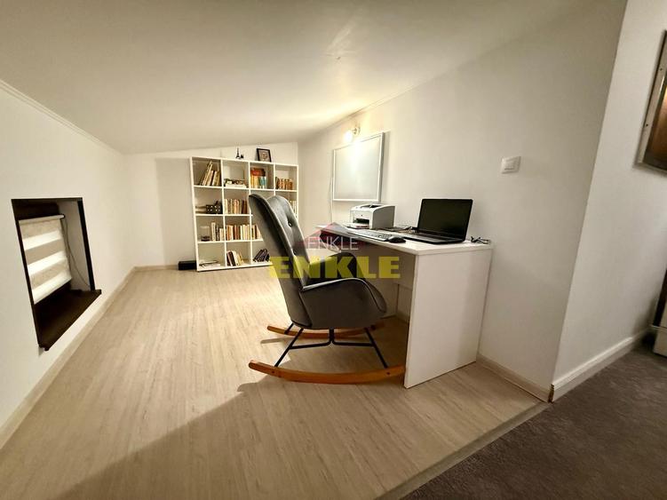 Casă de vânzare  P+M– 163 mp utili, teren 544 mp. - 5