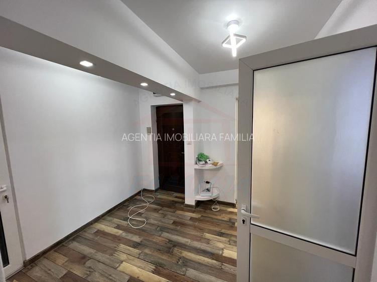 Inchiriem apartament cu 3 camere in centrul orasului, pret 500 euro - 9