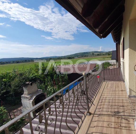 Casa 5 camere 3 bai 2 terase garaj magazie de vanzare 180 mp utili - 22