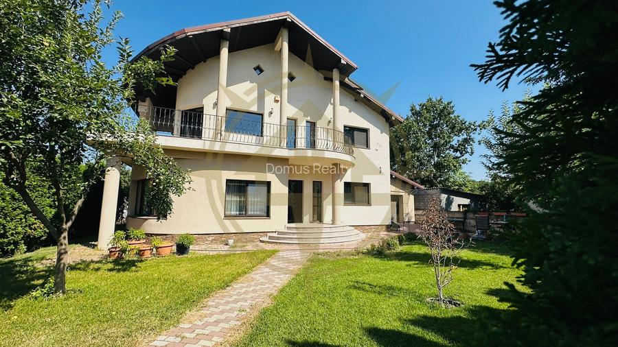 DOM00301 - Vila individuala de vanzare langa padure teren 720 mp - 2