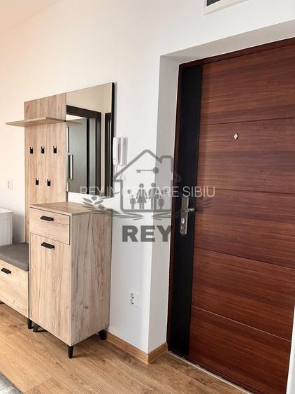 Ap. etaj 1,decomandat,2 camere,2balcoane,loc de parcare/Sibiu/Aeroport - 16