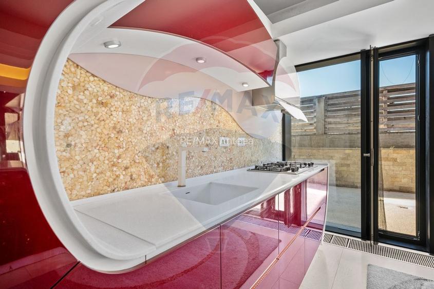 Vilă Futuristă: Eleganță & Inovație la limita pădurii, piscină, 4500mp - 12