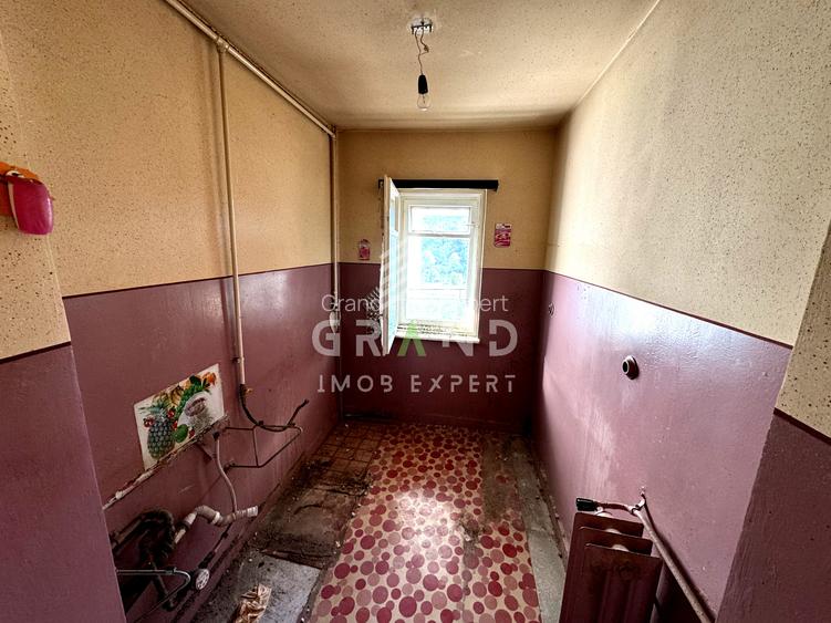 Oportunitate de Renovare! 2 Camere Decomandate | Lângă La Terenuri | Manastur - 11
