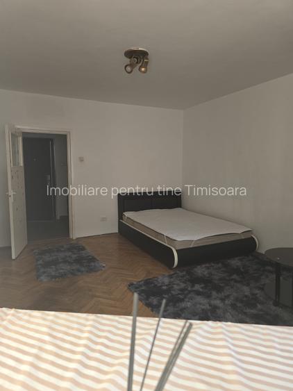 Ocazie!! Garsoniera confort 1  Circumvalațiunii langa Piata 700 etaj 1 mobilat - 3