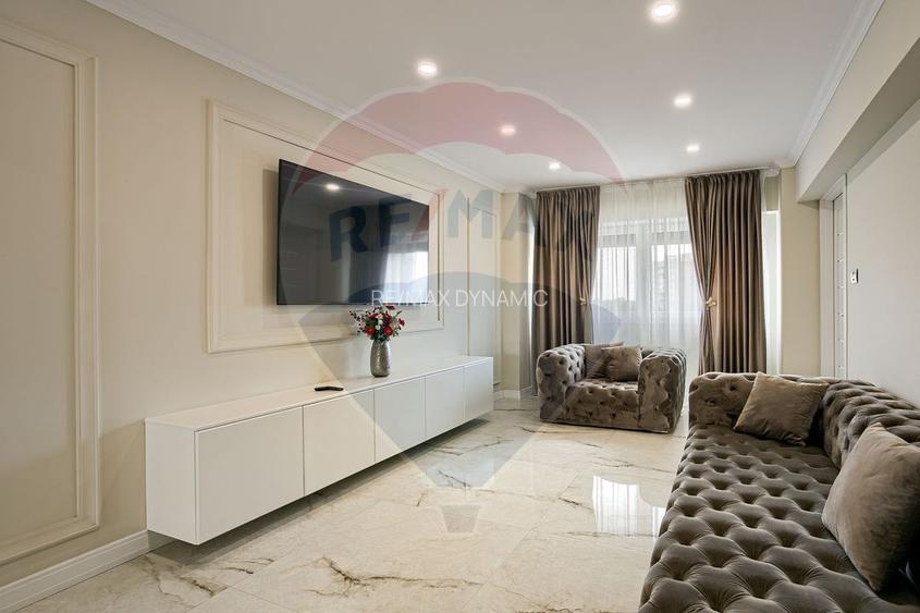 Apartament spectaculos de vanzare: 4 camere, 2 băi, zona Vlaicu - 6