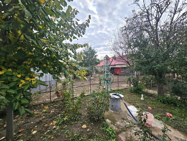 Teren de vanzare 1000mp in Stefanestii de Jos, la sosea si cu utilitati - 12