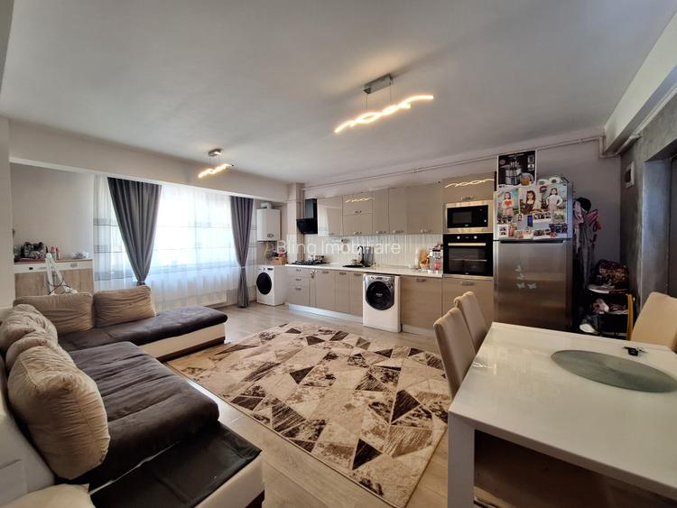 Apartament cu 2 camere, 52 mp, balcon, zona Cetatii - 2