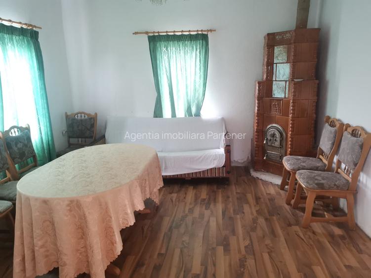 Casa batraneasca Aninoasa/ Arges, teren 1.200 mp - 18