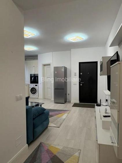 Apartament cu 3 camere, semidecomandat, zona Eroilor, Floresti. - 3