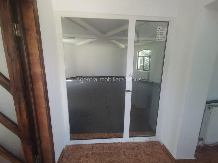 Cladire D+P+E zona Piata Mare - 2