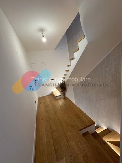 Unitate locativa tip duplex, 120 mp, teren 200 mp, str. Voronet - 8