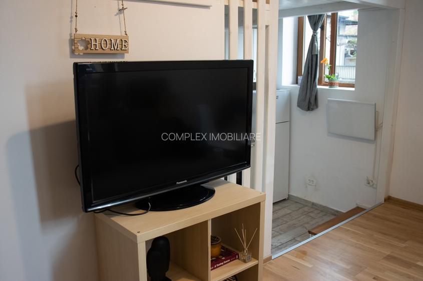 Unirii Mitropolie Studio Premium  In Bloc tip Vila cu Centrala Proprie - 9