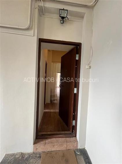 Lugoj,  Apartament, Centrul Orasului, Priveliste Superbă, 2 Cam., Dec, 79 M - 36