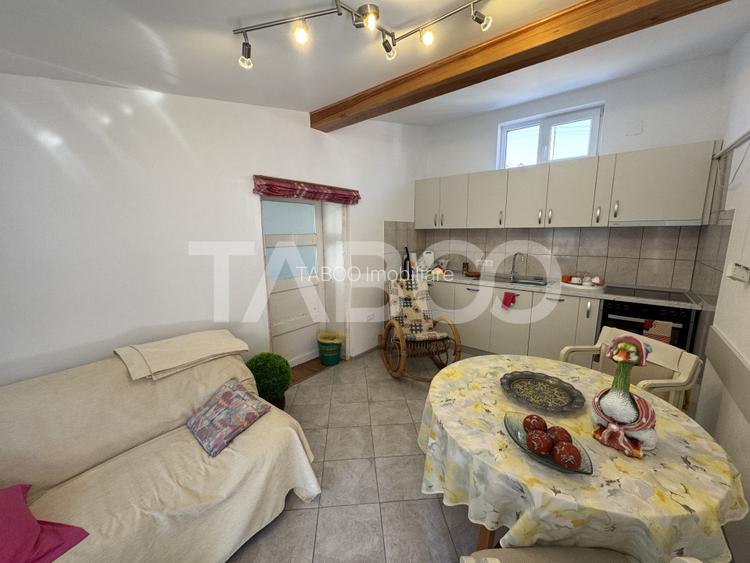 Casa individuala + apartament 2 fronturi teren 584 mp Turnisor Sibiu - 16