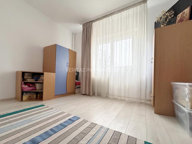 Vanzare apartament 3 camere mall Vitan Foisorului, posibilitate centrala, hol H - 6