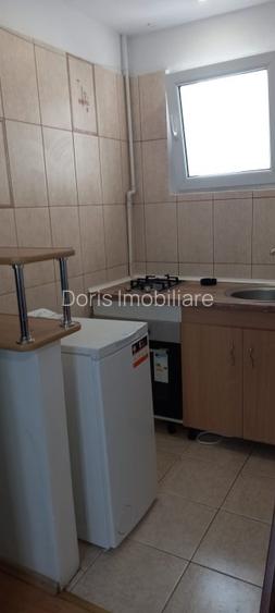 GARSONIERA MOBILATA SI UTILATA,CONTORIZATA,BLOC REABILITAT, - 44