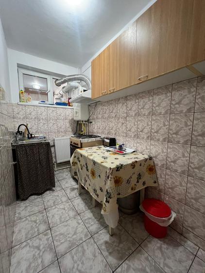 Apartament decomandat confort2, et.1, 40 mp, gaz, 74900 euro
