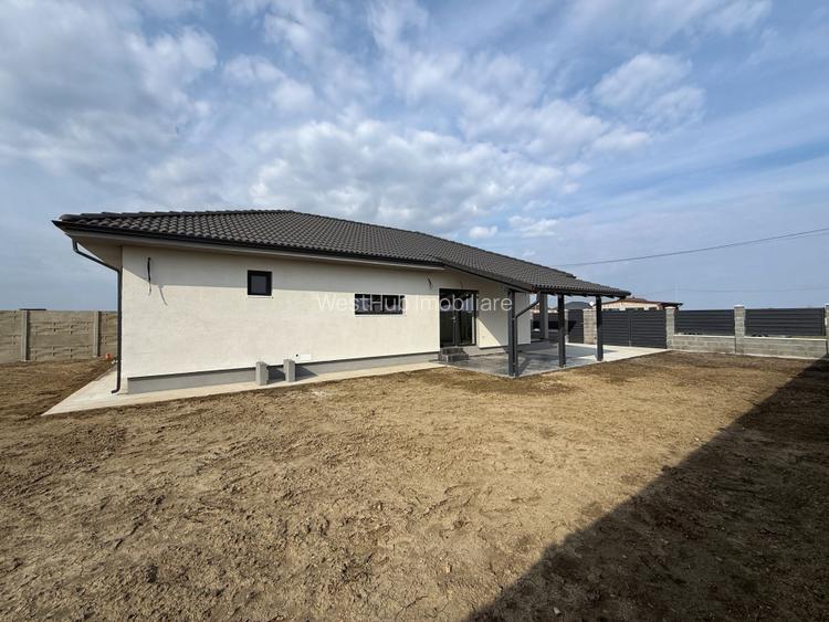 Casa individuala, 4 camere, 105 utili, 580 teren, comision 0% Sanmihaiu Roman - 5