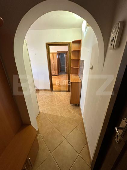Apartament 2 camere semidecomandat, etaj 1, balcon, Grigorescu, zonă excelentă - 4