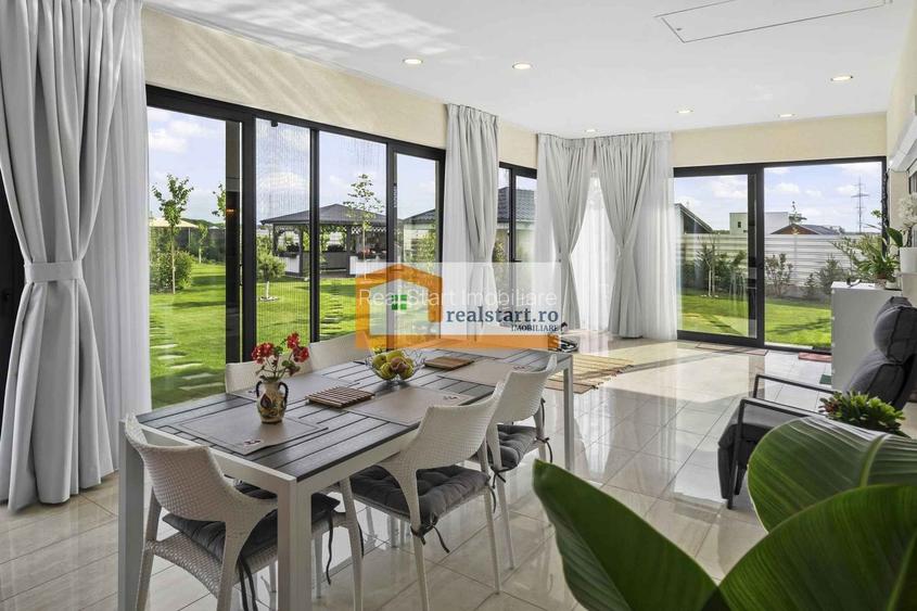 Langa Padure, Vila P+Pod , 1500mp teren,  terasa 40mp,  complex securizat - 2