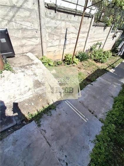 Apartament cu pivnita si curte de 211 mp zona 0 - 8