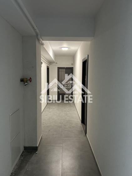 Apartament Doamna Stanca cu parcare si  vedere spre munte, Comision 0 - 4