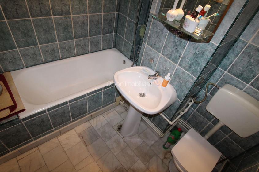 Apartament 3 camere, zonă centrală - 11