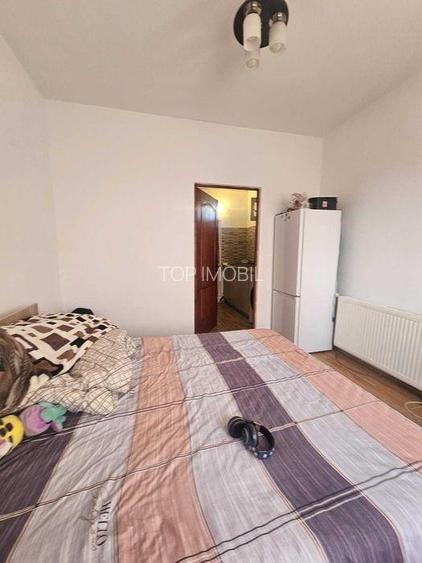 Zimbru - garsoniera mobilata utilata, libera - 2