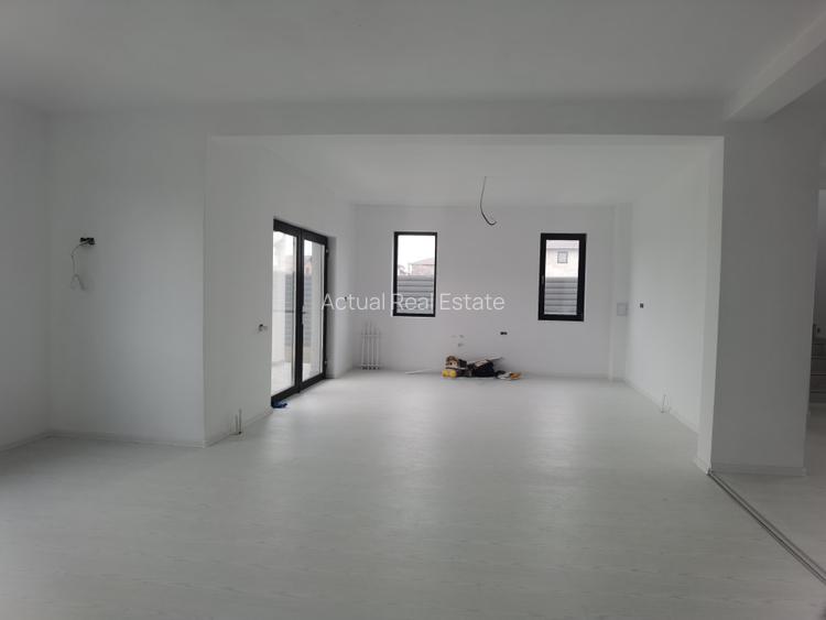 CASA  4 CAMERE |  VALU LUI TRAIAN |  100 MPC - 5
