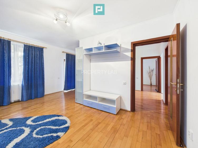 Casă spațioasă în Popești-Leordeni - 15