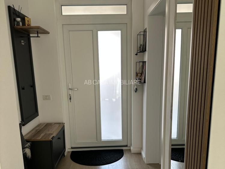 Duplex superb, P+E, 120 mp, 5 camere, 3 băi, bine poziționat, Giroc, comision 0% - 29