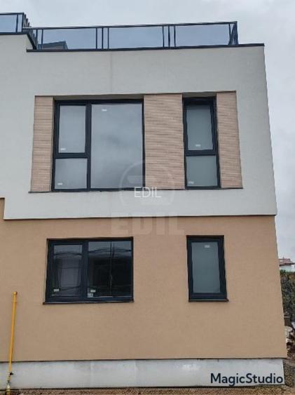 Casa tip Duplex de vanzare - 2
