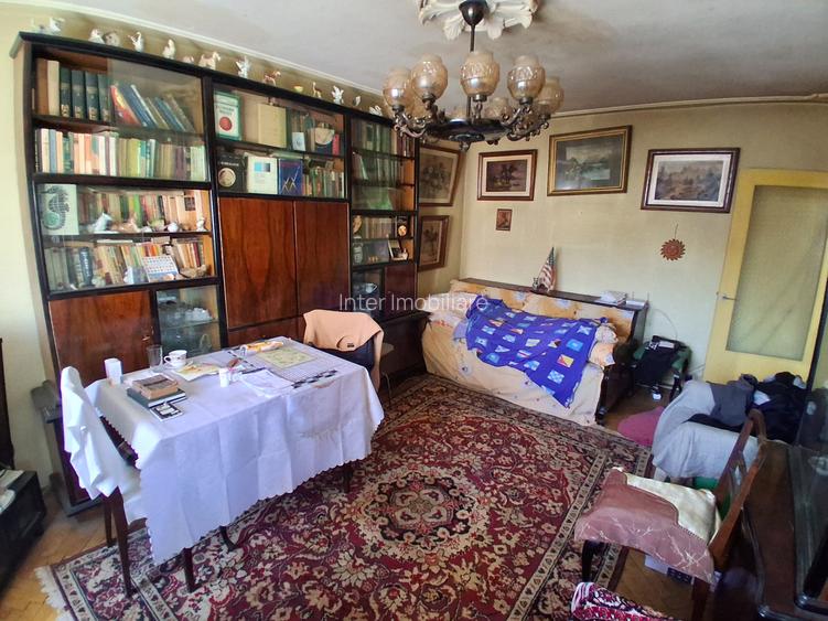 PACURARI PETRU PONI 3 CAMERE DECOMANDAT ET.2 BLOC 1987    COD 161740 - 2