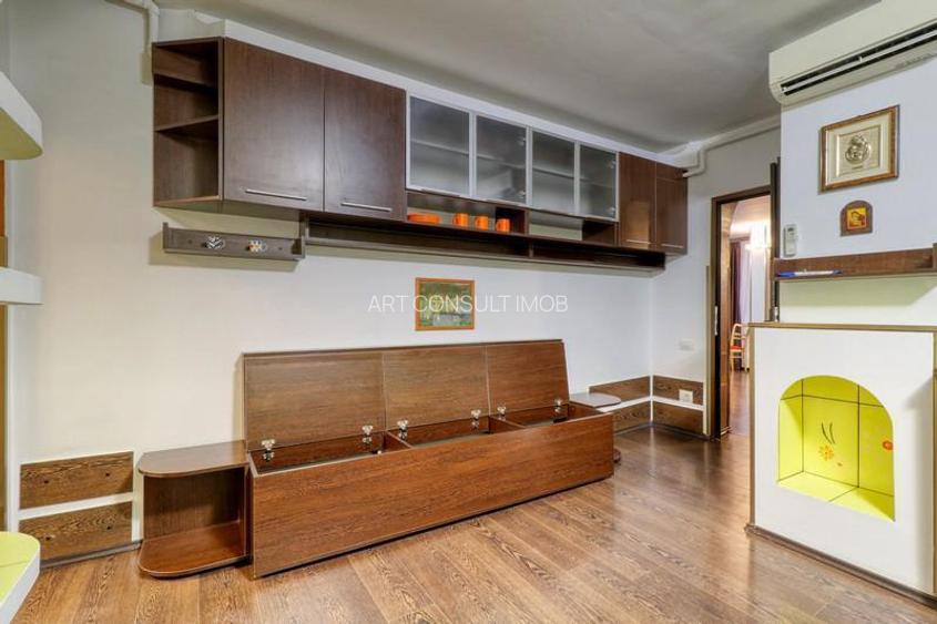 Apartament in vila | 5 Camere | Intrare separata | Pretabil Cabinet Birou |  - 3