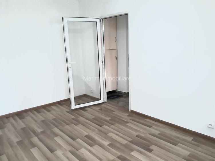 Mosilor, Traian, Eminescu, stradal 1/8 sdec renovat nemob utilat partial - 2