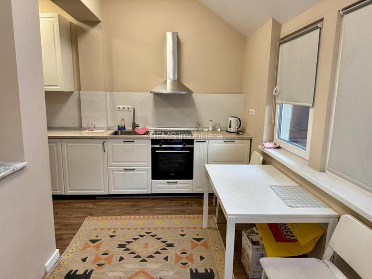 Apartament in vila, curte interioara, 3 camere, P-ta Abator, mobilat, utilat - 12