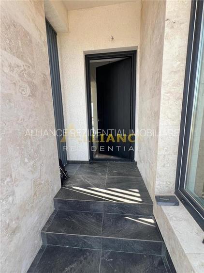 Casa de vanzare cu 4 camere,2 bai ansamblu rezidential - 3