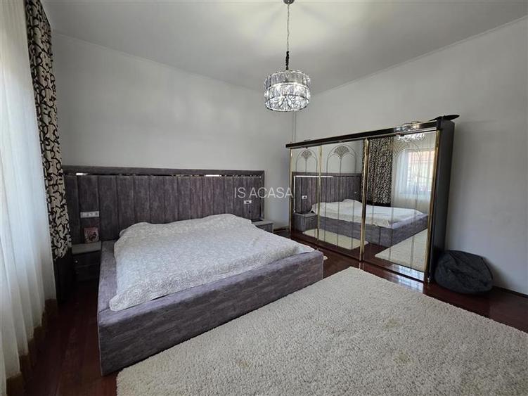 Vila spectaculoasa cu piscina, terasa incalzita si adapost ALA - 12