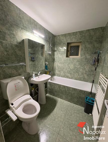 🏡 Apartament cu 4 camere de vânzare în Plopilor – 77 mp + 2 balcoane
